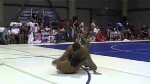 Lucas Leite - Half Guard: Pull Half with Bicep & Elbow Tie