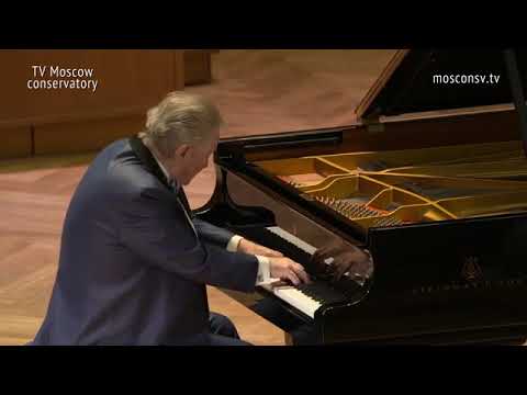 Schubert  - Sonata A dur, D.  959 | Mikhail Voskresensky (piano)