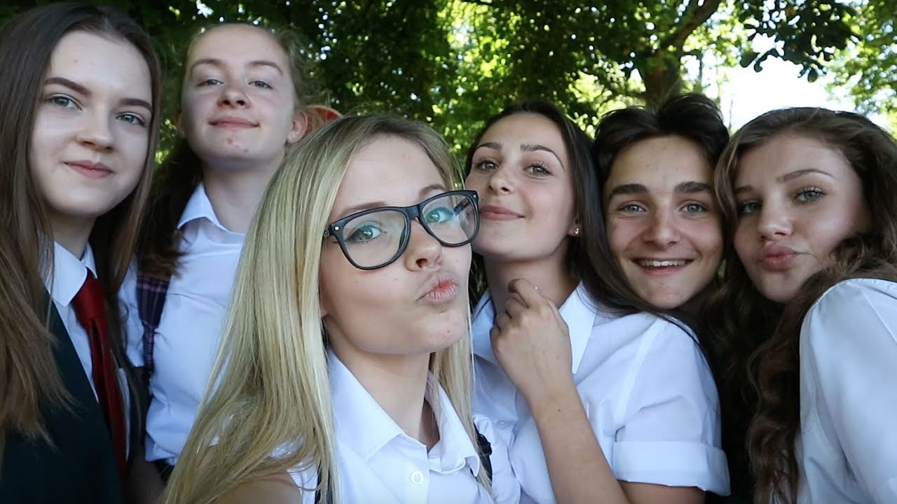 MY LAST EVER DAY AT SCHOOL! | Daily Amie
