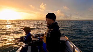 Sea Fishing UK - Kustvissen in Cornwall in de winter - Vader en zoon | The Fish Locker