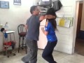 Bailando cumbia de Vueltas (Abraham y Bere)