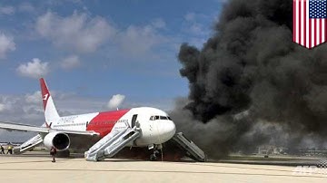 Florida plane fire: Dynamic Boeing 767 bursts into flames on the tarmac during takeoff - TomoNews
