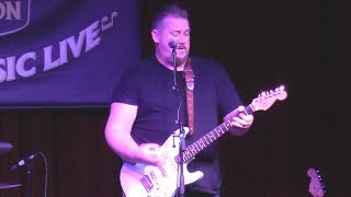 Stevie Nimmo Trio performing Running On Back To You