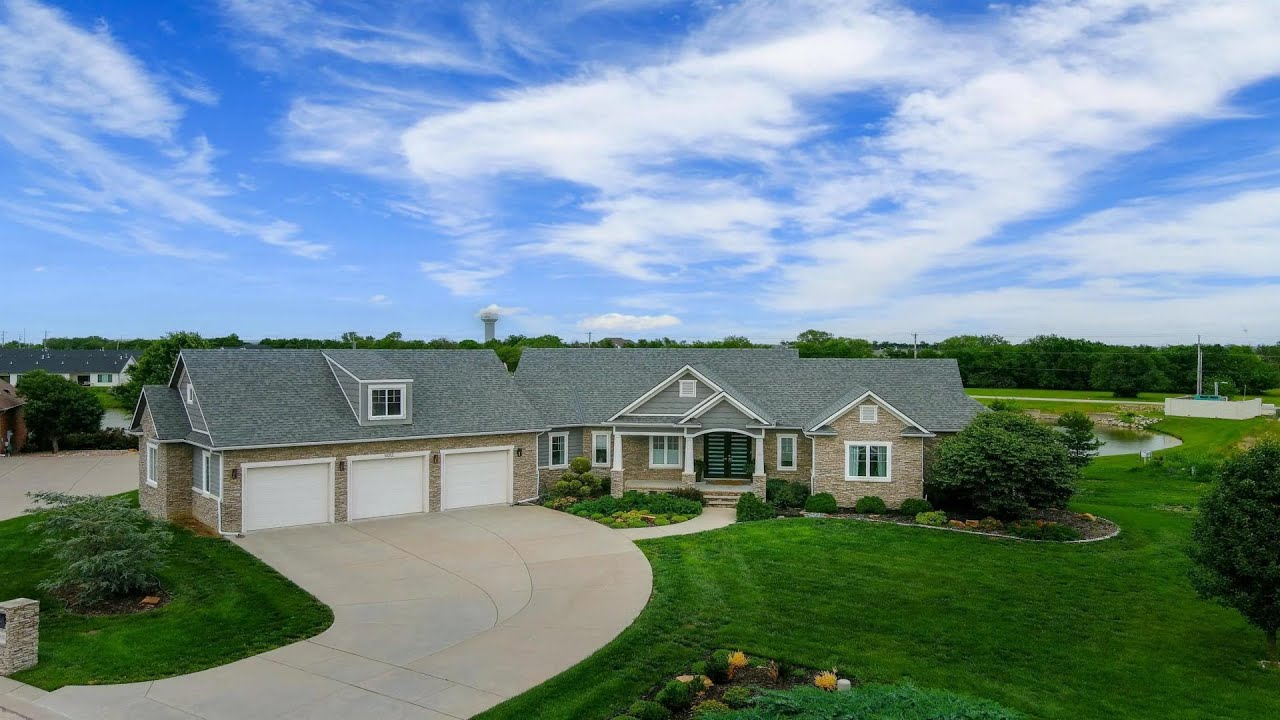 NEW LISTING: 5012 N Remington St Bel Aire KS 67226