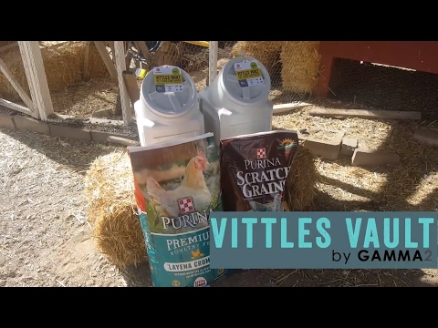 vittles-vault-pet-food-container-|-chicken-feed-pest/rodent-control