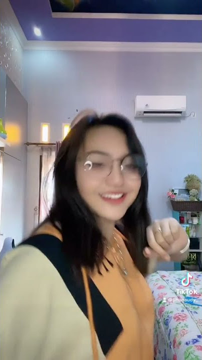 TikTok JIHAN AUDY 'Memandangmu' #short