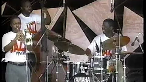 Close Your Eyes - Roy Hargrove Quintet Live at Hui...