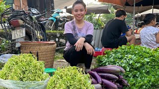 Harvesting papaya flowers, eggplants, and spinach to sell at the market - Gardening