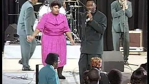 Willie Neal Johnson & the New Keynotes - Jesus Is On The Main Line