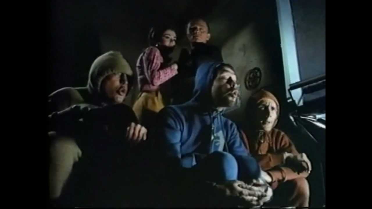 The Riddler's River Rats Gang Booing and Hissing - YouTube