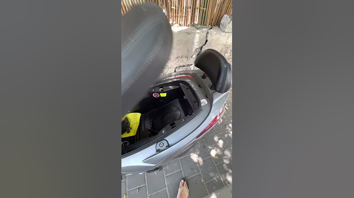 AirTag motorcycle