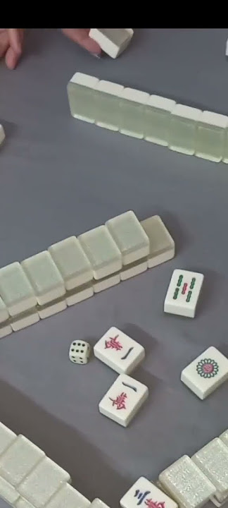 PLAYING MAHJONG TO RELEASE BOREDOM #asmr #playing  #satisfying #mahjong  #youtubeshorts #shorts