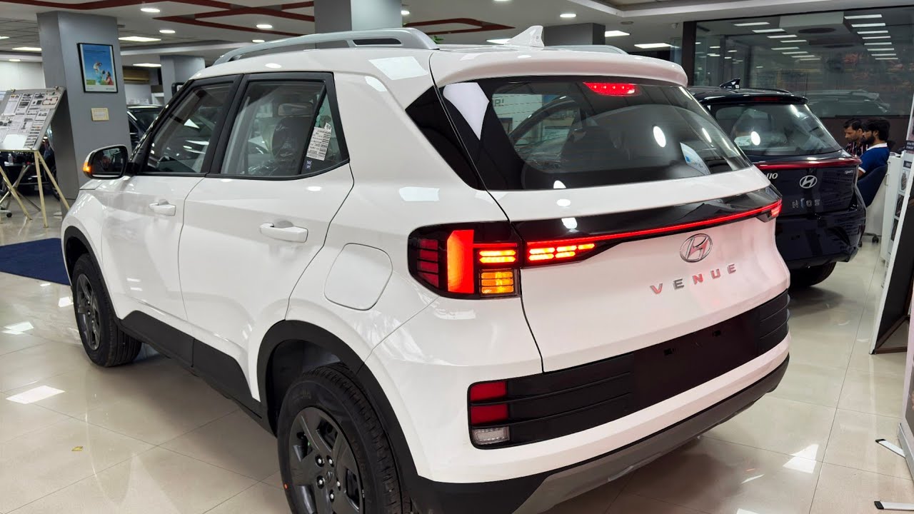 Hyundai Venue S Plus Optional Model 2025 Review with On-Road Price & Features Detailed Review