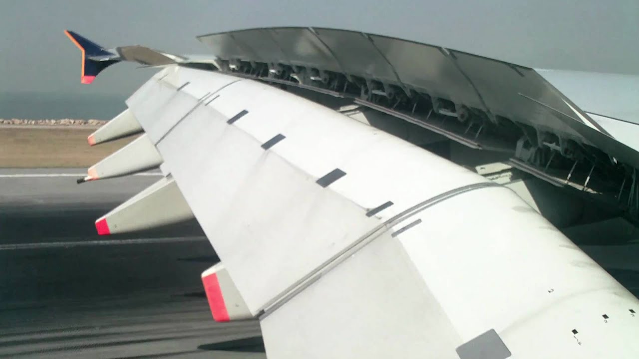 Singapore Airlines A380 Landing at Hong Kong Airport