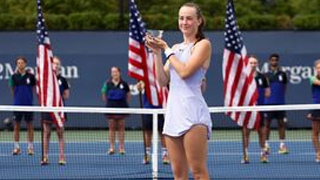 British teenage sensation wins US Open title as star emulates Andy Murray