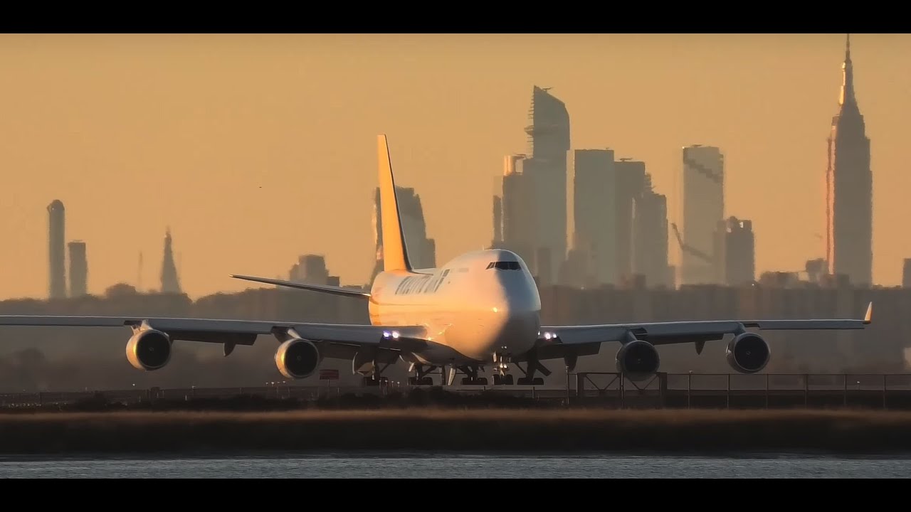 JFK Airport LIVE + ATC/ Rwy 4/Non-Stop Heavies/Special livery's - 8-18-25 - 1440p60