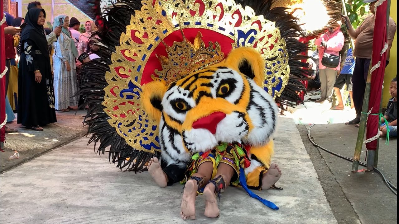 Ngamuk ! Barongan Sanjoyo Putro Di Weding Demak