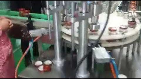 Automatic glass jar filling machine for suace, jam and paste