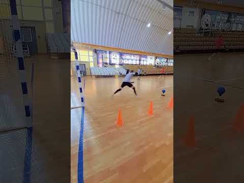 Тренировка вратарей МФК Витэн-Орша #goalkeepertraining #futsal #goalkeeperschool #goalkeeperacademy