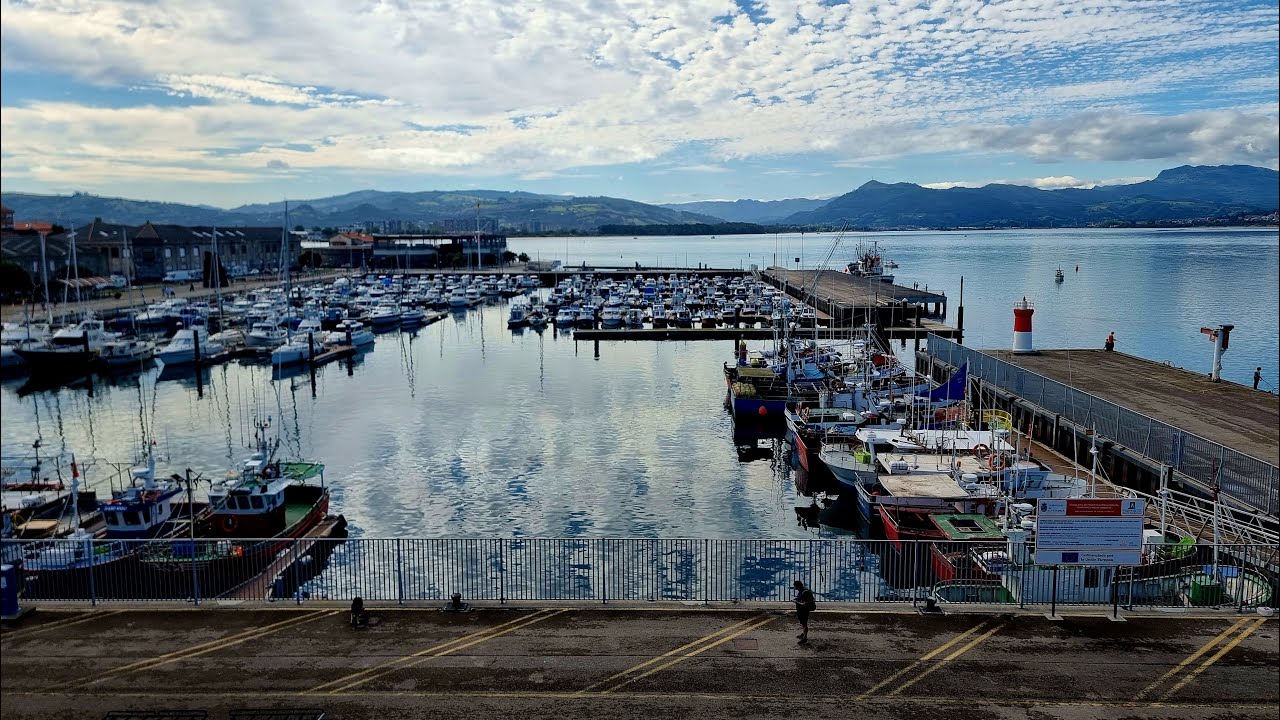 Cantabria: Santoña ruta urbana y paseo en barco hasta el Faro del Caballo (2025 Agosto)