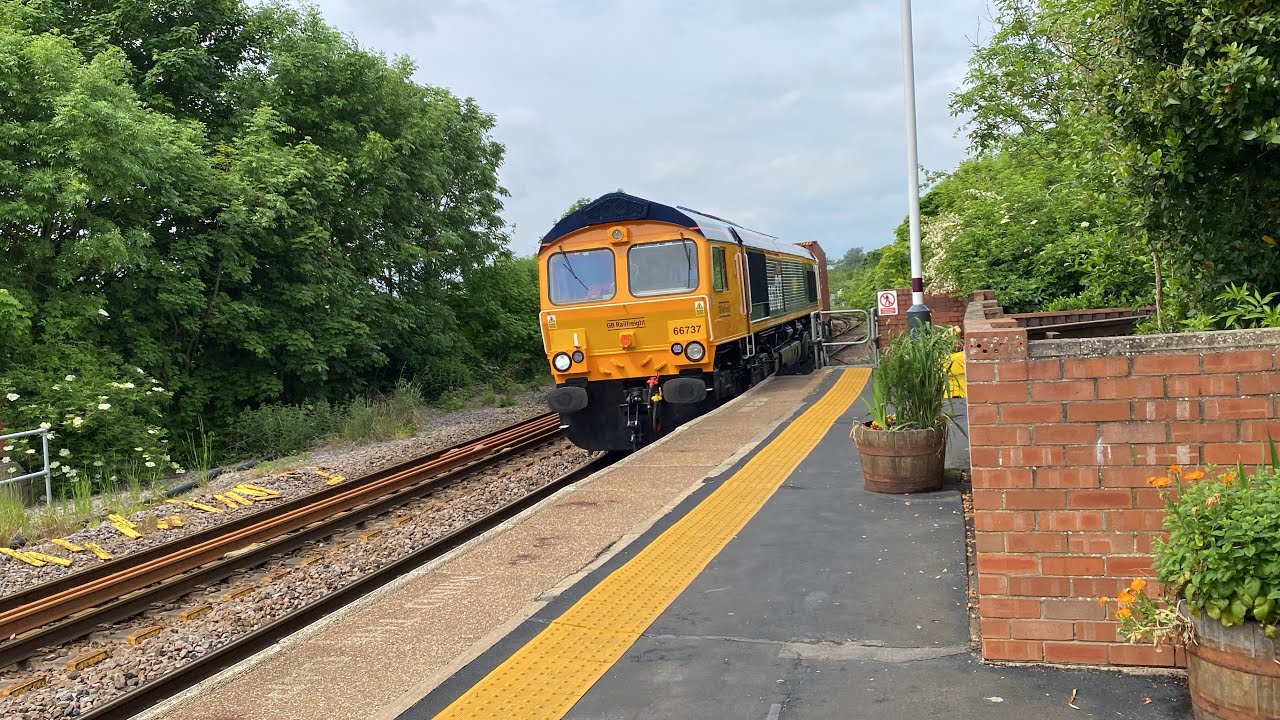 66737 “Lesia” with 44 export containers 12:48 7E Lea Road 21/5/2024 ...