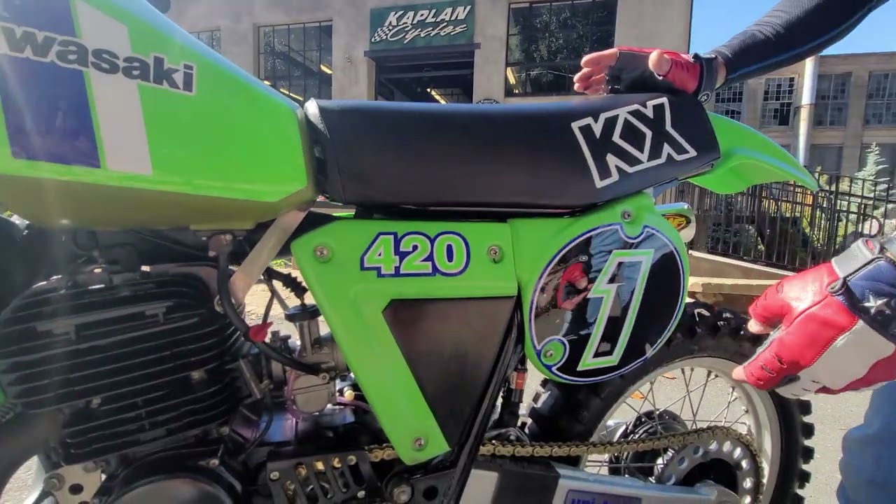 KAWASAKI KX420 BIG BORE 2 STROKE RARE MINT ORIGINAL LOW HOURS KAWASAKI KX420 BIG BORE 2 STROKE RARE MINT ORIGINAL LOW HOURS