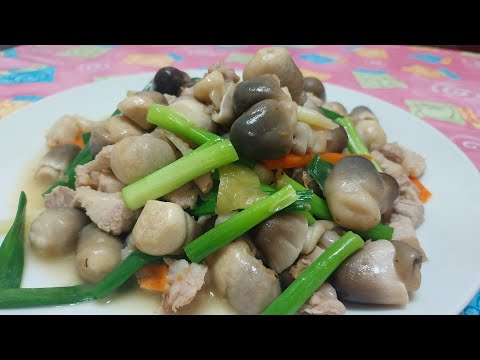 五花肉炒草菇 草菇顆顆飽滿 咬下充滿鮮甜口感 美味家常菜 簡單料理