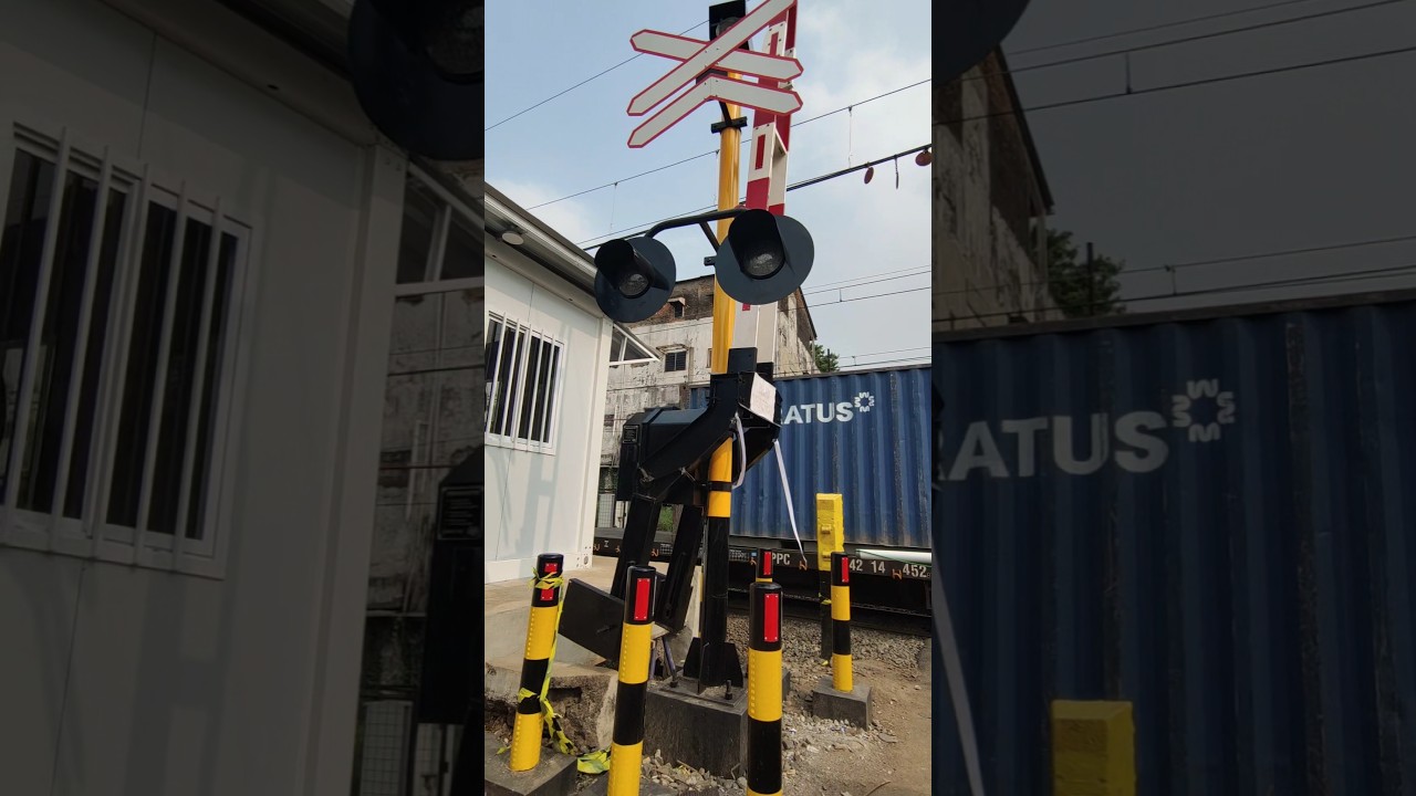 Belum Berfungsi Alat Palang Pintu Perlintasan Ampere (4 Juni 2026)