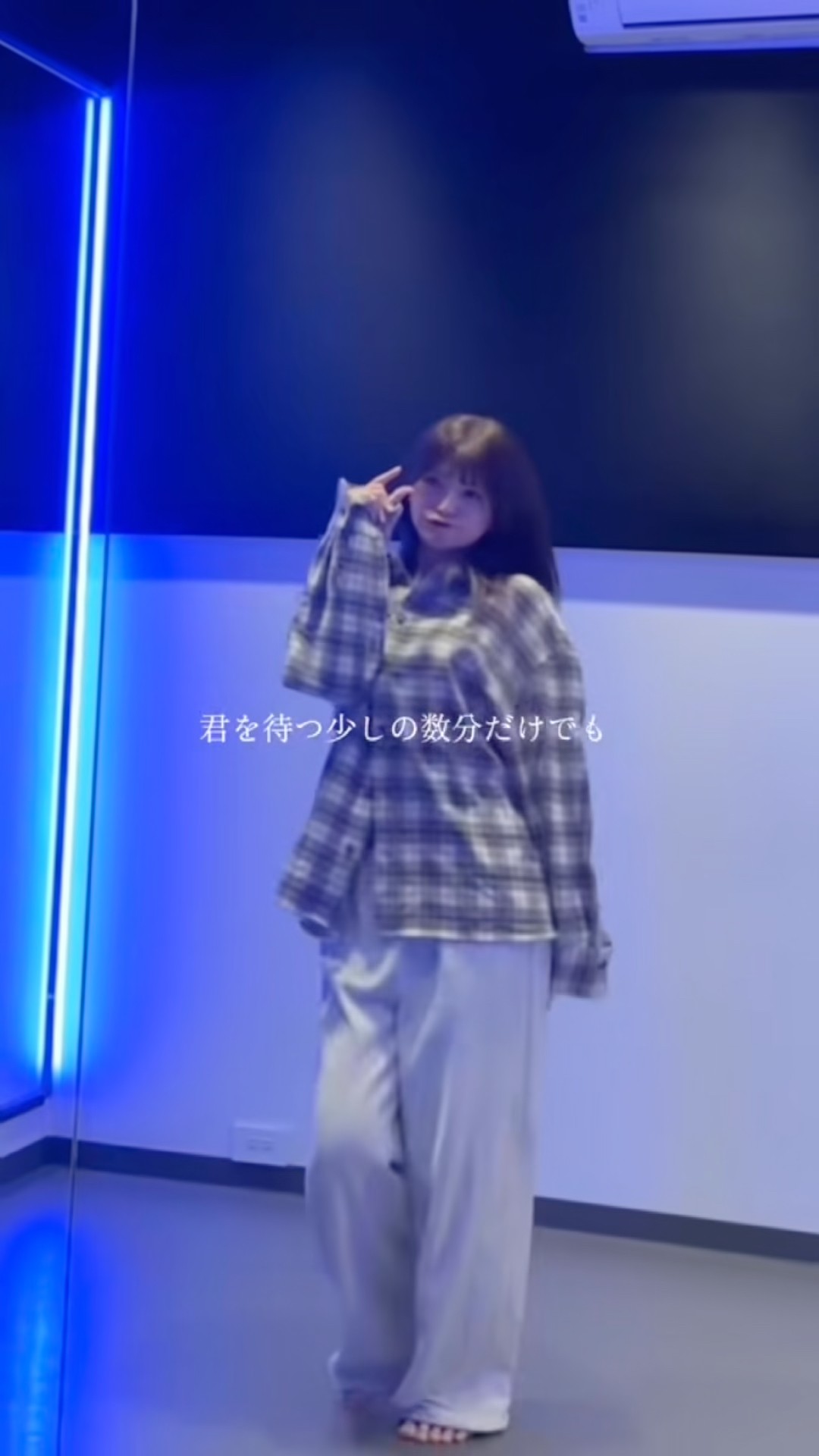 華乃 - YouTube