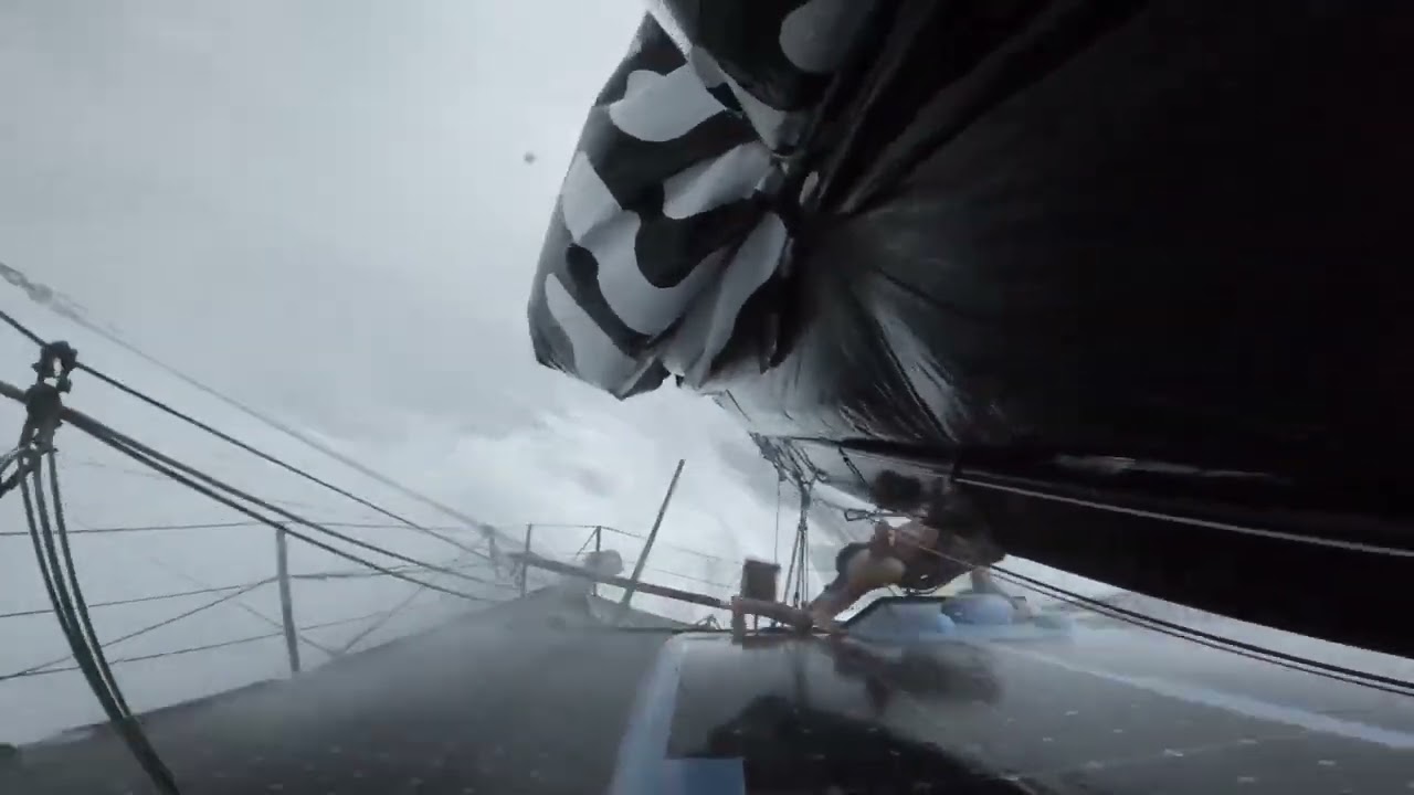 Biotherm continúa con su racha de puntos tras la tercera etapa - The Ocean Race European 2025