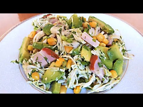 Видео рецепт Салат из авокадо с курицей