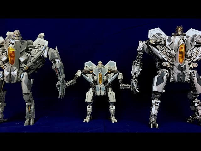 Screaming Match (TF Dream Factory MPM01 Starscream vs. Black