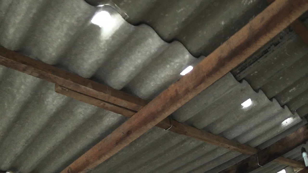 ILUMINAÇÃO NATURAL COM PLACAS DE GARRAFAS  PET