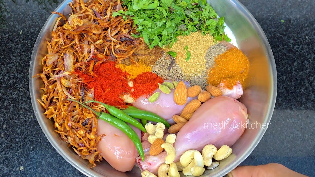 चिकन इस नए तरीके से बनाकर देखिए मेहमान भी उंगलियाँ चाटते रह जाएंगे /Nababi Chicken Recipe