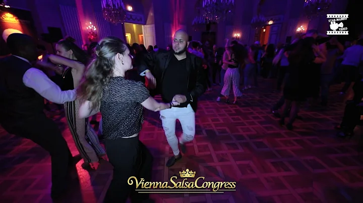 Engels Vargas & Annabelle Judd - social dancing @ ...