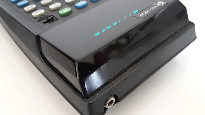 Vintage Calculator Commodore SR-1800 Green VFD Calculator