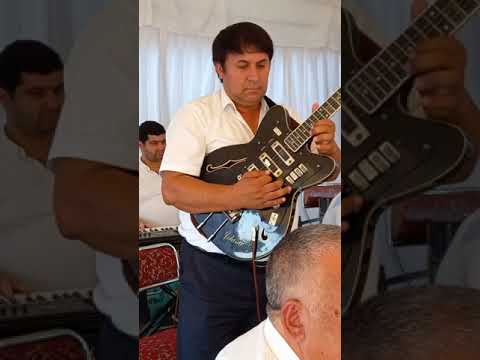 Gitara ELNUR  BERDELI Gozel Bir ifa (Zaur Beyin Toyundan)