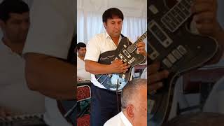 Gitara ELNUR  BERDELI Gozel Bir ifa (Zaur Beyin Toyundan)