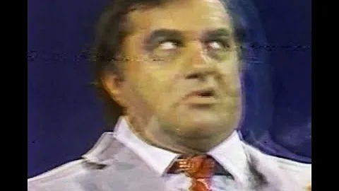 Bill Boggs interviews comedian & impressionist Dav...