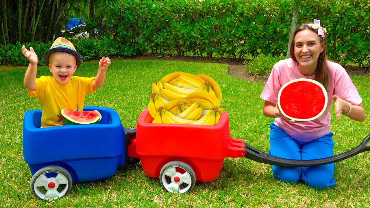 Chris y mamá en cuentos infantiles sobre una granja de girasoles y fresas