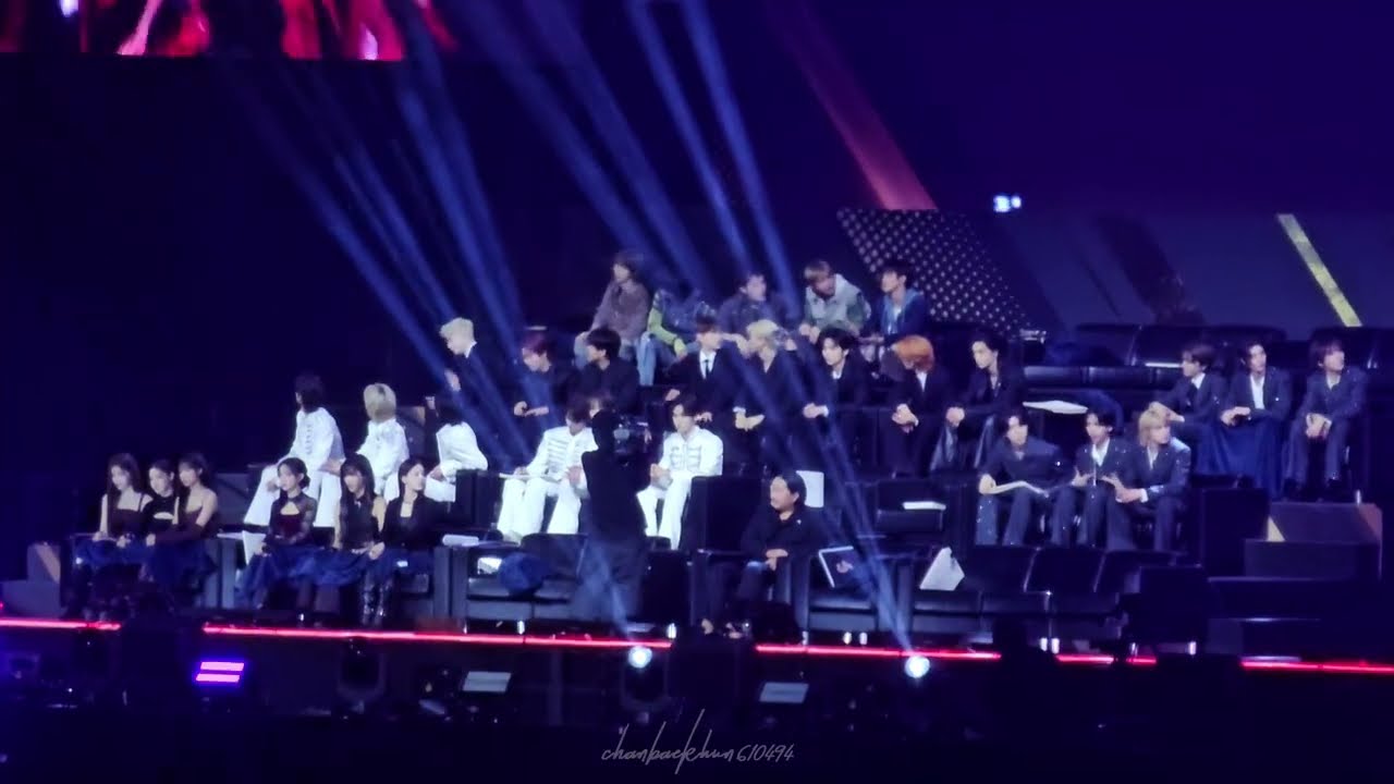 260110 LE SSERAFIM Stage Reaction @Golden Disc Awards