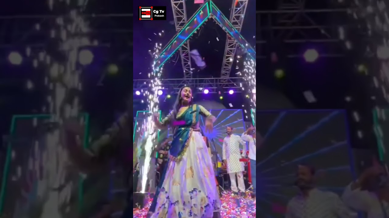 गोरी हरियर लुगरा वो 😍 Aastha Sharma hariyar lugra song 