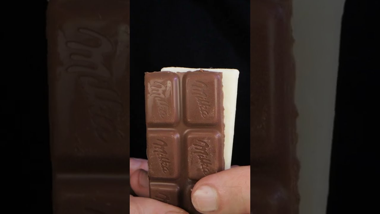 DARK  VS WHITE CHOCOLATE IN MACRO 🔬 🔍