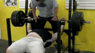 600 lb Bench Press Raw June 12 2009