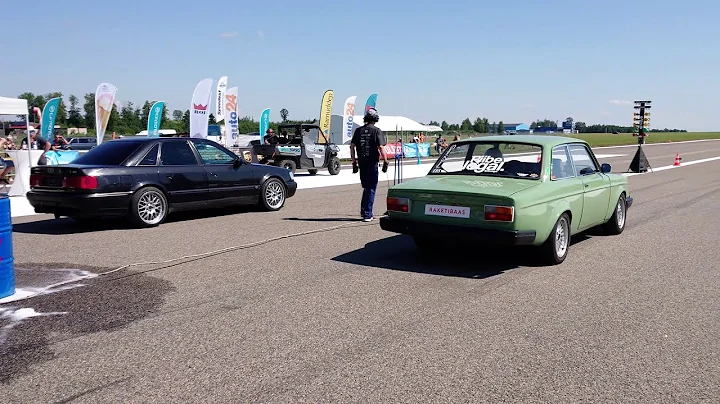 700+hp Audi S4 C4 2.2TQ vs Volvo 242 2.3T 1/4 mile drag race