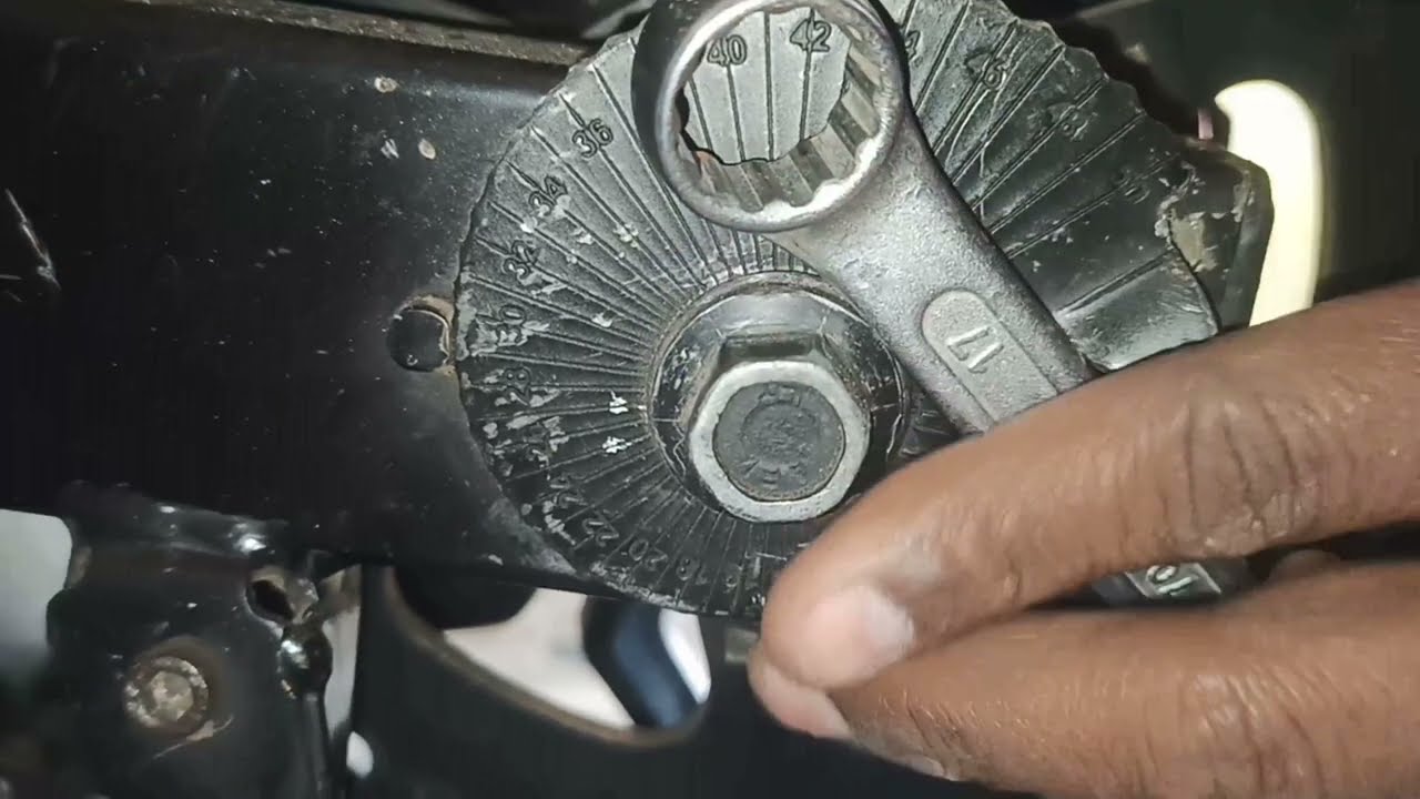 Rs 200 ki chain tight aur chain aise kare