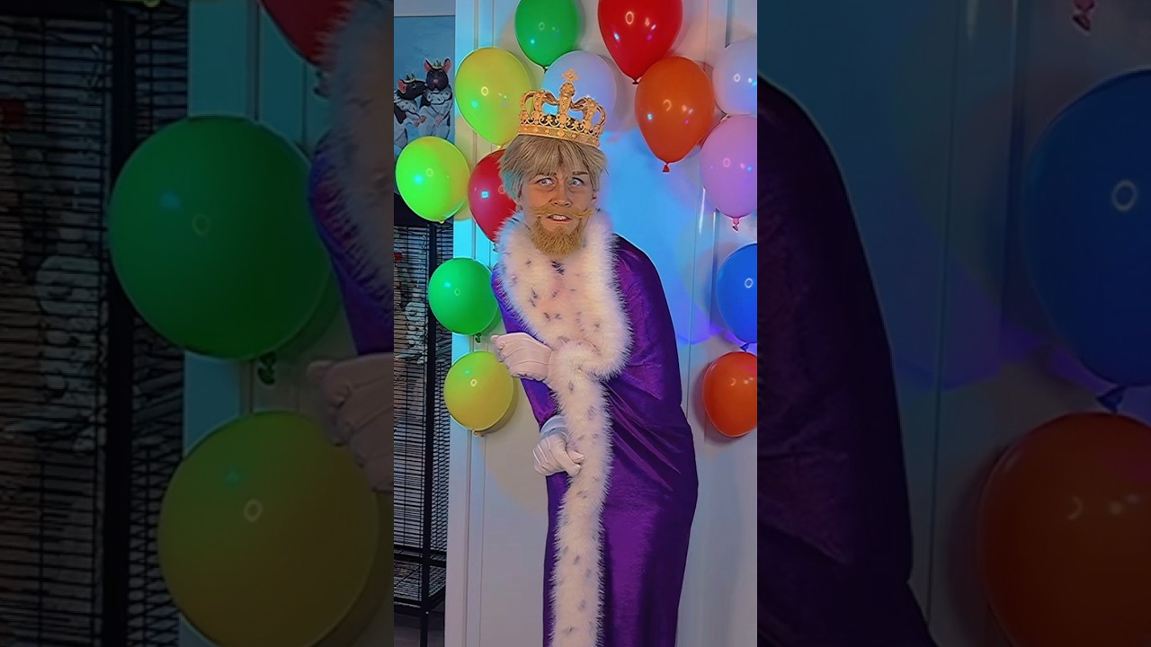 Jet 2 holiday from Kinger 😂 #tadc #cosplay