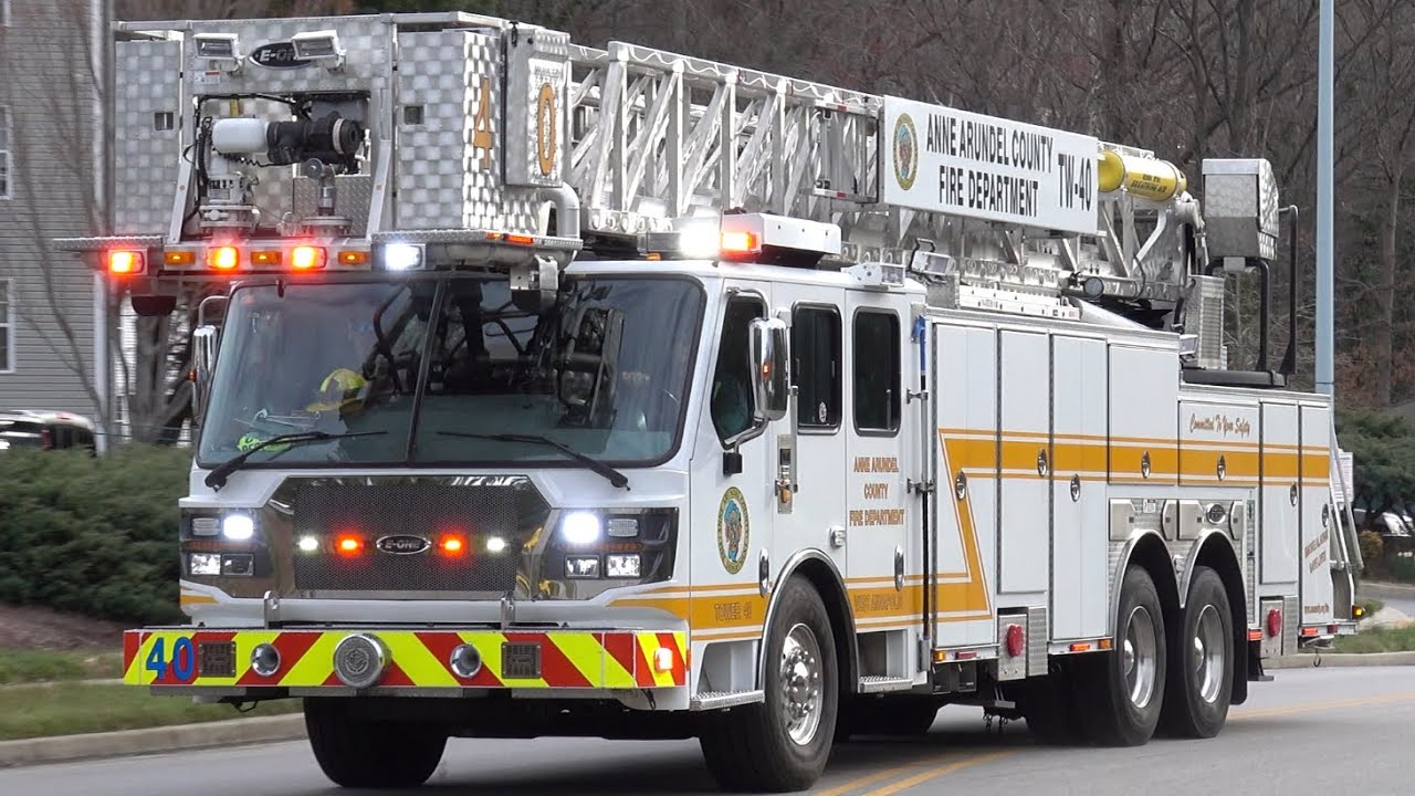 Anne Arundel County Fire Department Tower 40 Responding - YouTube