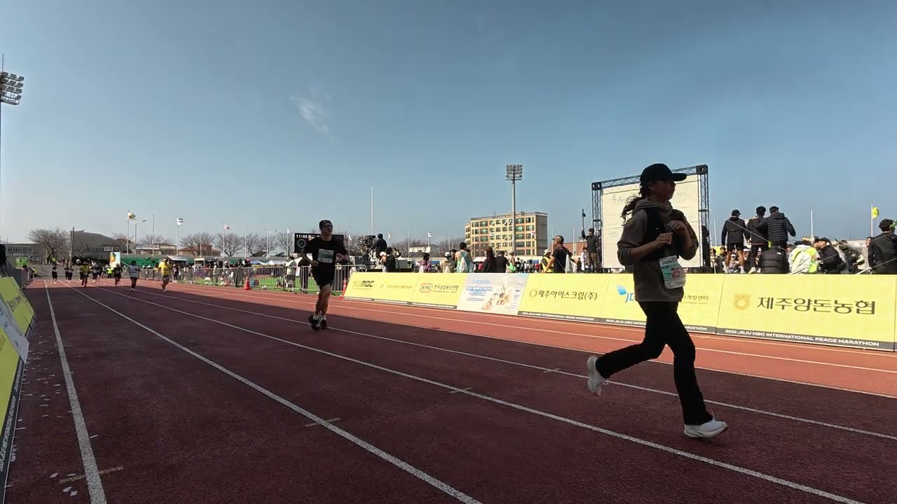 2026 제주 MBC 국제평화마라톤 피니쉬라인