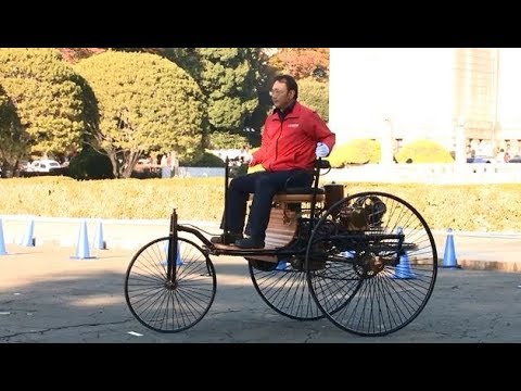 100年前の電気自動車や世界最初のガソリン車がデモ走行　2017トヨタ博物館 クラシックカー・フェスティバル in 神宮外苑